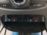 シートヒーター付き。直接体を温めてくれるので寒い日の運転も快適です