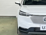 LEDヘッドライトは、点灯の瞬間から光量を発揮し、突然暗くなるトンネルなどでの安定感を高めます。