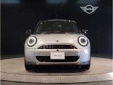 【MINI認定中古車】MINIのご購入はぜひMINI正規ディーラーで!メーカー基準の納車前点検整備を全車実施。規定整備を実施された車両にのみ付帯出来る全国保証。