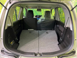 普段のお買い物や通勤、送迎等に十分な荷室スペースを確保しております。セカンドシートを倒すと、大きな荷物の積載も可能です♪