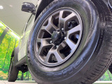 【純正15インチアルミホイール】外観にマッチした純正アルミホイールを装着しております。各種社外アルミホイールや、スタッドレスタイヤも取扱いしております。是非ご相談ください♪