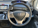 運転のしやすい配置でドライバーの負担を軽減します!