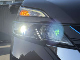 【LEDヘッドライト】とっても明るいLEDヘッドライトが装着されているので、夜の運転も明るく安全です。