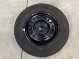 当社にてデモ走行時に装着していたワンシーズン使用の中古スタットレスタイヤ+ホイール4本セットを用意致しました。(2024年製、タイヤ+ホイールは現状渡し、保証対象外です)