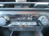 ★オートエアコン★温度設定だけで車がいつも快適に自動調整します♪風量や吹き出し口も自動で行われます。もちろんお好みの設定にも調整可能です♪