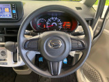 ステアリングも使用感が少なく、きれいな状態となっております♪