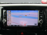 日産純正の地デジ対応ナビゲーションが装着されてます。