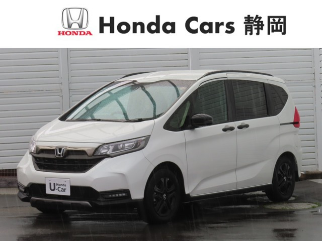 フリード+ 1.5 クロスター ブラックスタイル 