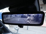 メーカーオプションのデジタルインナーミラー!