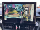 バックガイドモニターで、後方を確認しながら安心して駐車することができます。運転初心者も熟練者も必須の機能ですよ!