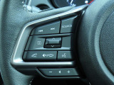 ■オーディオやナビゲーションを操作する為のリモコン装備。各種スイッチが集約されており、走行中でもハンドルから手を放さずに安全に操作できますので、事故防止に繋がります。
