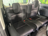 3列目シートはもちろん状態良好☆大人でもゆったりと座って頂けますので、大人数でのお出かけもラクラクです♪ご家族で、気の知れた仲間で、ドライブに行くのが楽しみですね♪