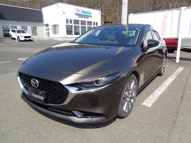 MAZDA3セダン 1.8 XD Lパッケージ 4WD 