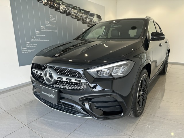 GLAクラス GLA200 d 4マチック アーバン スターズ 4WD 