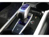 扱いやすい位置に配置されたフロアオートマチックです☆CVTを採用で滑らかでスムーズな走りが楽しめますよ♪