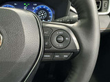 ステアリングスイッチ装備!運転しながら手元でオーディオの操作などができます。