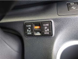 スライドドアは運転席に座ったまま、ボタン1つで簡単開閉可能!