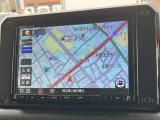 純正メモリーナビ付きです。フルセグTV視聴、Bluetooth接続も可能です。