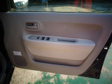 ドア内張りも綺麗な状態を保っています。