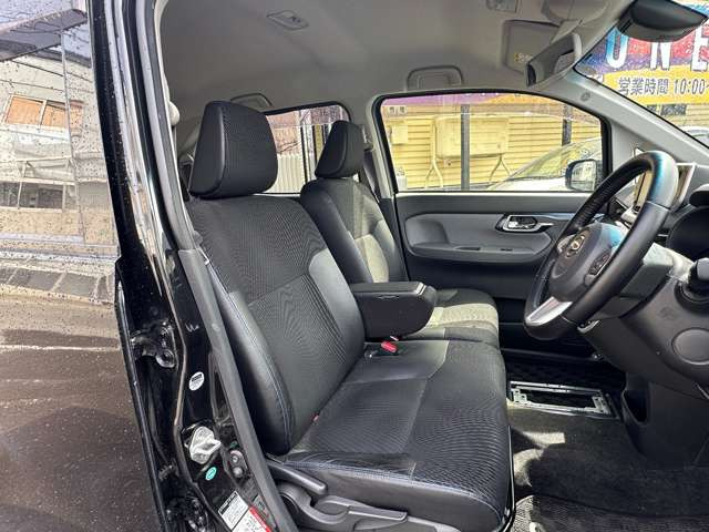 ダイハツ ムーヴカスタム RS ハイパー SAII 4WD 純正ナビ Bluetooth