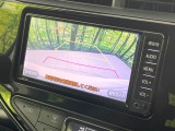 【バックカメラ】駐車時に後方がリアルタイム映像で確認できます。大型商業施設や立体駐車場での駐車時や、夜間のバック時に大活躍!運転スキルに関わらず、今や必須となった装備のひとつです!