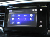 ナビゲーションは純正メモリーナビを装着しております。AM、FM、CD、DVD再生、Bluetooth、フルセグTVがご使用いただけます。初めて訪れた場所でも安心ですね!