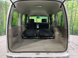 後席を格納すると、これだけの広さが!シーンに合わせたシートアレンジで、大きな荷物も積むことが出来ます♪