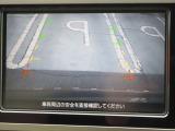 バックカメラ付き。映像をディスプレイで確認しながら車庫入などができ大変便利です。