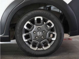アルミホイール装着車です!これで足元まわりもおしゃれにきまります!