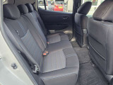 後部座席もゆったりくつろげます