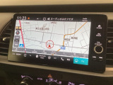 アップルカープレイ、アンドロイドオート対応純正ナビ搭載です。知らない道も安心ですね!