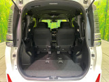 後席を格納すると、これだけの広さが!シーンに合わせたシートアレンジで、大きな荷物も積むことが出来ます♪