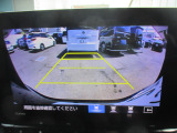 バックカメラのお写真です。駐車が苦手な方でも楽に駐車が行えますね♪
