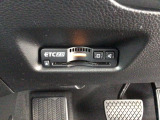 【ETC車載器】もはや必須アイテムのETCを搭載!高速道路のご利用時にとても便利!わずらわしい料金所での現金支払いが不要となりスムーズに通過できます♪