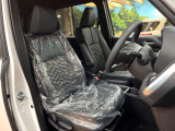 運転席シート廻りは使用感も少なく、良好な状態となっています。丁寧に使われていたことがよくわかりますね。
