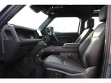 ディフェンダー 90 Xダイナミック HSE 3.0L D350 ディーゼル 4WD 