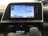 トヨタ純正ナビ装備!地図描写は文字も道もクリアで見やすく、滑らかに表示します。これさえあればもう道に迷わないですみますね♪フルセグで地上波デジタル放送TVもバッチリ綺麗に見れちゃいます♪