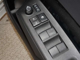 電動格納式ドアミラー・パワーウインドウを装備しています。