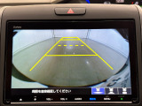 ★バックモニター搭載★ バック時目視しにくいクルマの周囲をカメラで映し出し、安全・安心駐車をサポート♪バックの苦手な方も後ろがハッキリ見えるので安心です☆