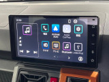 【ディスプレイオーディオ】お手持ちのスマートフォンとの連携で、ナビや音楽再生など各種アプリを使用可能。スマホに近い感覚でお使いいただけます♪