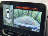 【パノラミックビューモニター】専用のカメラにより、上から見下ろしたような視点で360度クルマの周囲を確認することができます☆死角部分も確認しやすく、狭い場所での切り返しや駐車もスムーズに行えます。