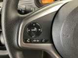 ステアリングリモコンは、運転中でも簡単に音量調整やチャンネル変更もできます!わき見運転防止にもつながるので安心です♪