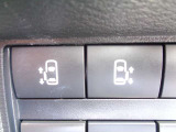 両側とも電動オートスライドドアです。運転席からも操作できて便利です。