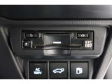 ETC機能に加え、渋滞回避支援や安全運転支援のサービスが受けられるETC2.0を装備!