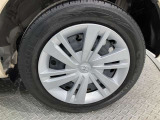 トヨタ純正ホイールキャップ装着車になります♪