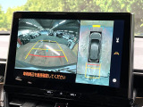 【パノラミックビューモニター】専用のカメラにより、上から見下ろしたような視点で360度クルマの周囲を確認することができます☆死角部分も確認しやすく、狭い場所での切り返しや駐車もスムーズに行えます。