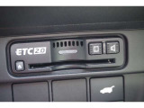 【ETC】ETC付きです!高速道路料金所での小銭の出し入れや雨天時における窓の開け閉めなどの煩わしさが解消できます。料金所の通過もスムーズで快適ですよ♪