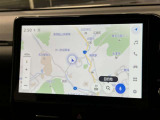 純正ナビを装備。タッチパネル式で使いやすく、お出かけもラクラクです。