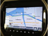 純正ナビを装備。タッチパネル式で使いやすく、お出かけもラクラクです。
