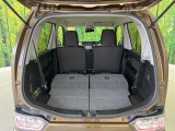 後席を格納すると、これだけの広さが!シーンに合わせたシートアレンジで、大きな荷物も積むことが出来ます♪